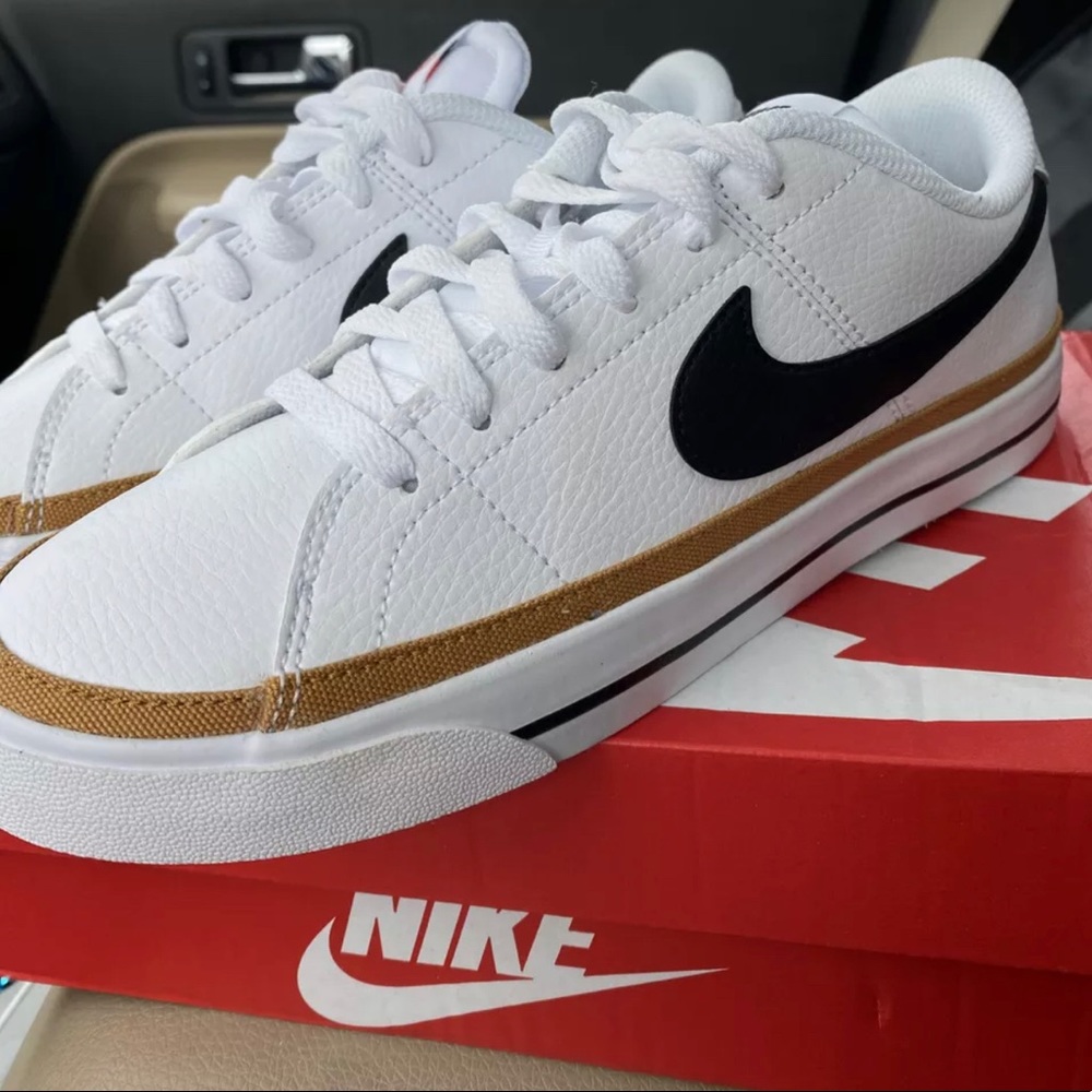 ✰ Nike Court Legacy Women’s Sneakers 7.5 ✰